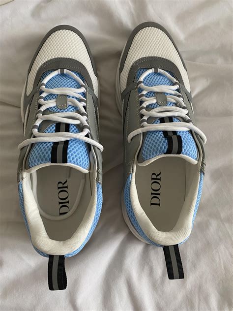 dior b22 vrai ou faux